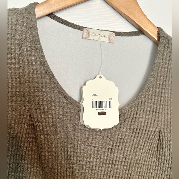 NWT Altar'd State Olive Long Sleeve Layered Waffle Top - Picture 3 of 4